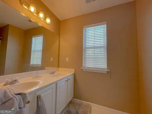 147 Benfield CIR SE Cartersville, GA 30121