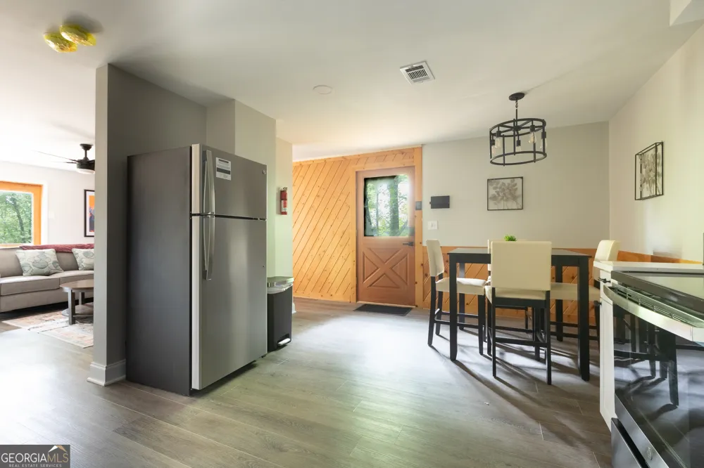 258 Ber Weg Helen, GA 30545