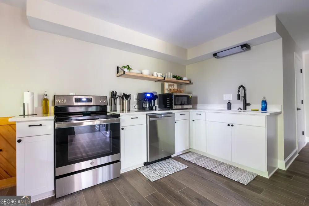 258 Ber Weg Helen, GA 30545