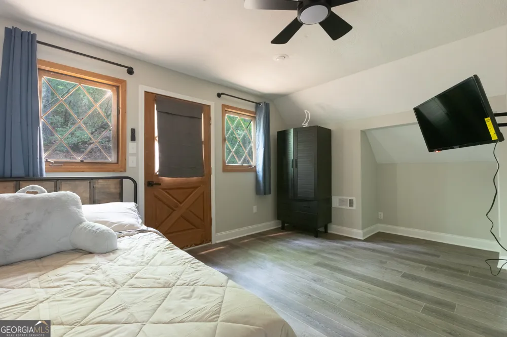 258 Ber Weg Helen, GA 30545