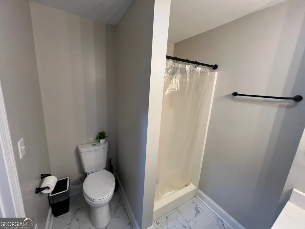 258 Ber Weg Helen, GA 30545