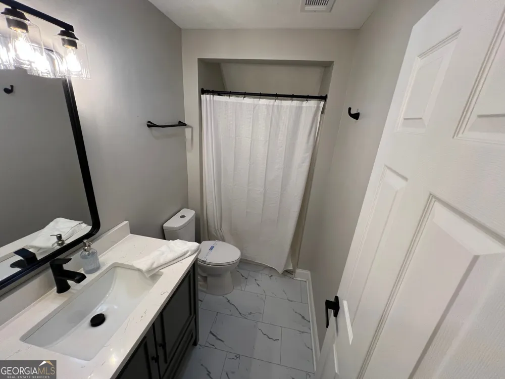 258 Ber Weg Helen, GA 30545