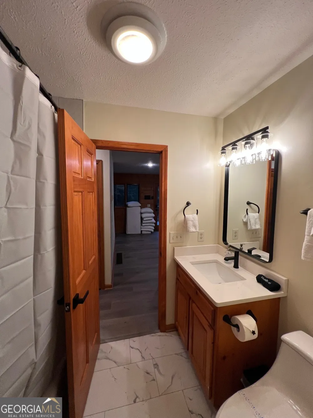 258 Ber Weg Helen, GA 30545