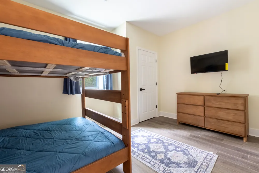 258 Ber Weg Helen, GA 30545