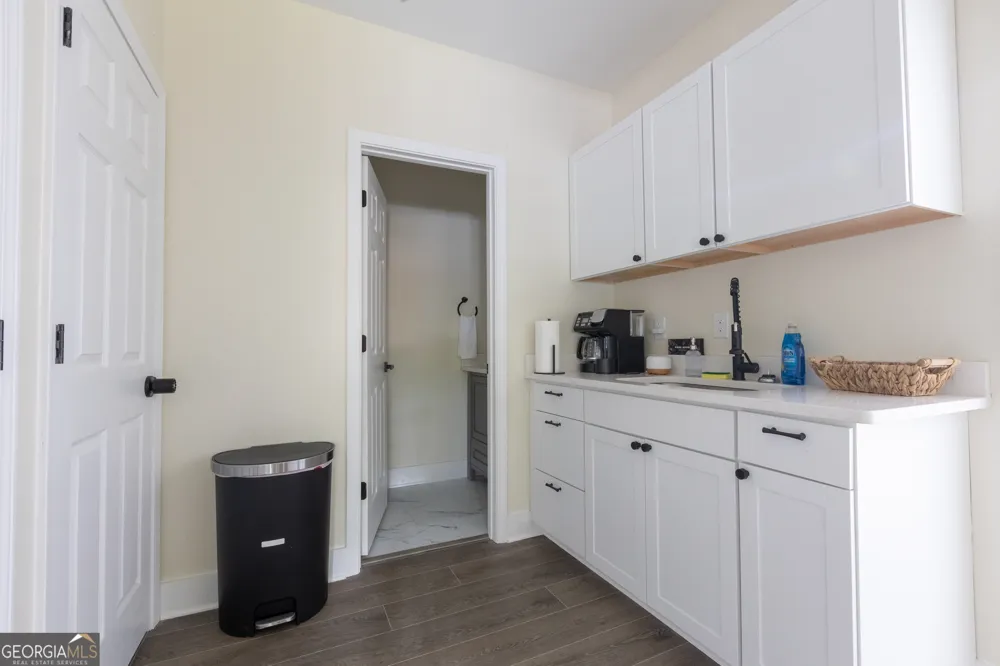 258 Ber Weg Helen, GA 30545
