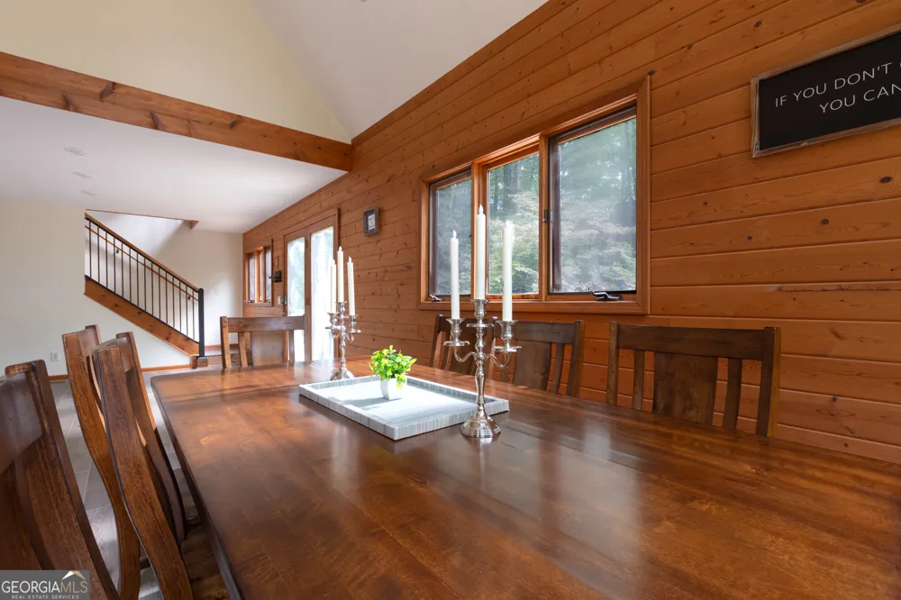 258 Ber Weg Helen, GA 30545