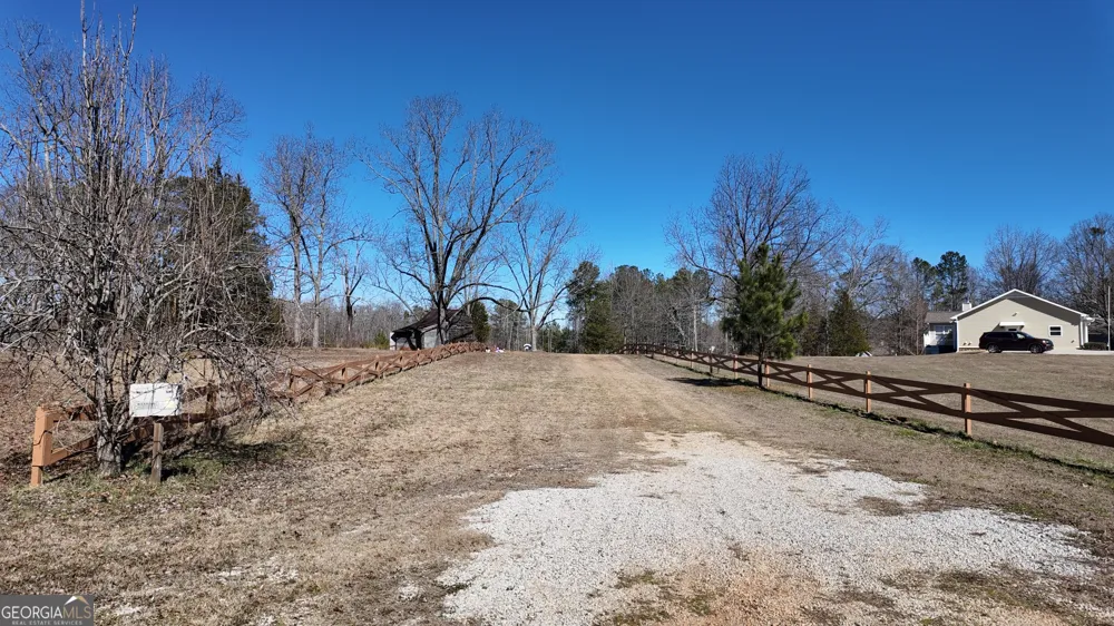 725 Old Jackson RD McDonough, GA 30252