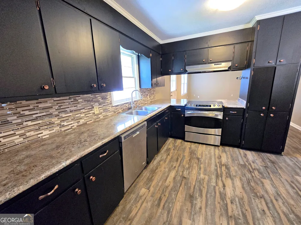 3860 Camellia DR Valdosta, GA 31605