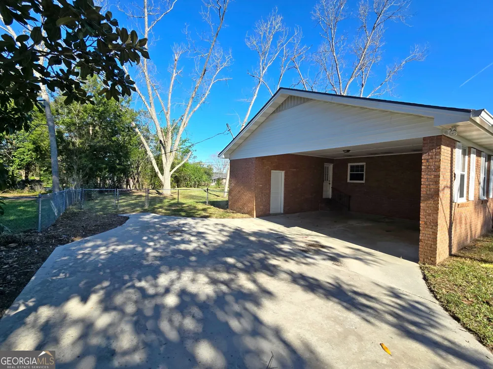 3860 Camellia DR Valdosta, GA 31605