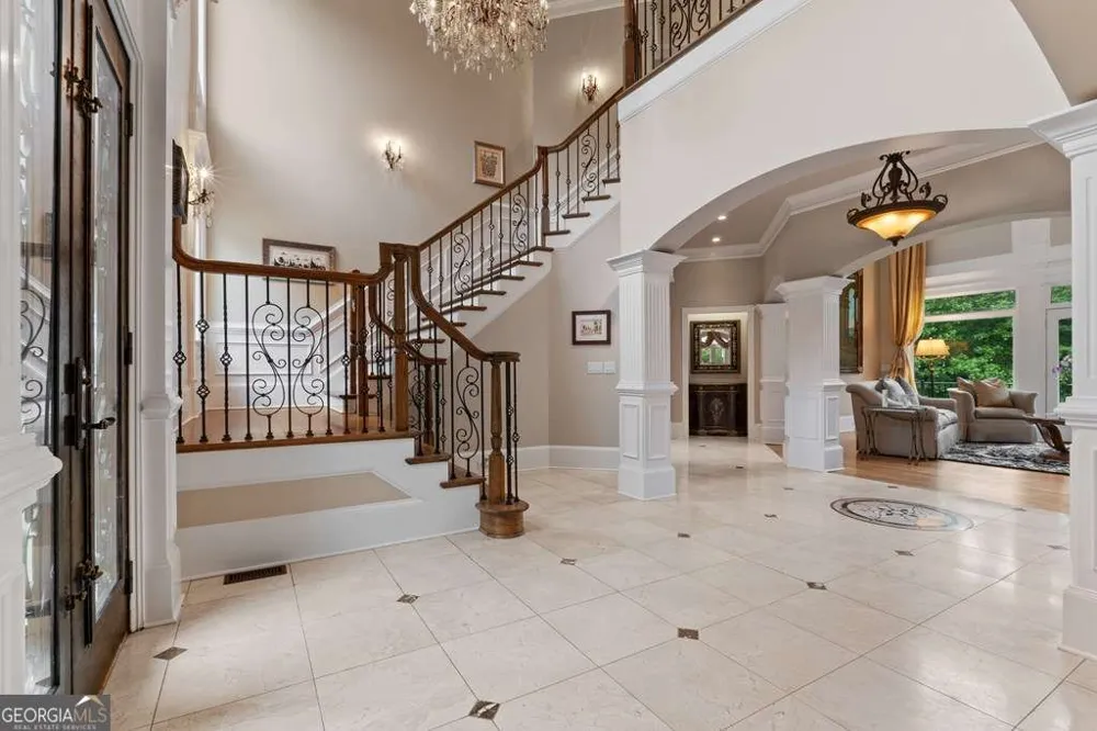 1005 Oak Mountain RD Carrollton, GA 30117