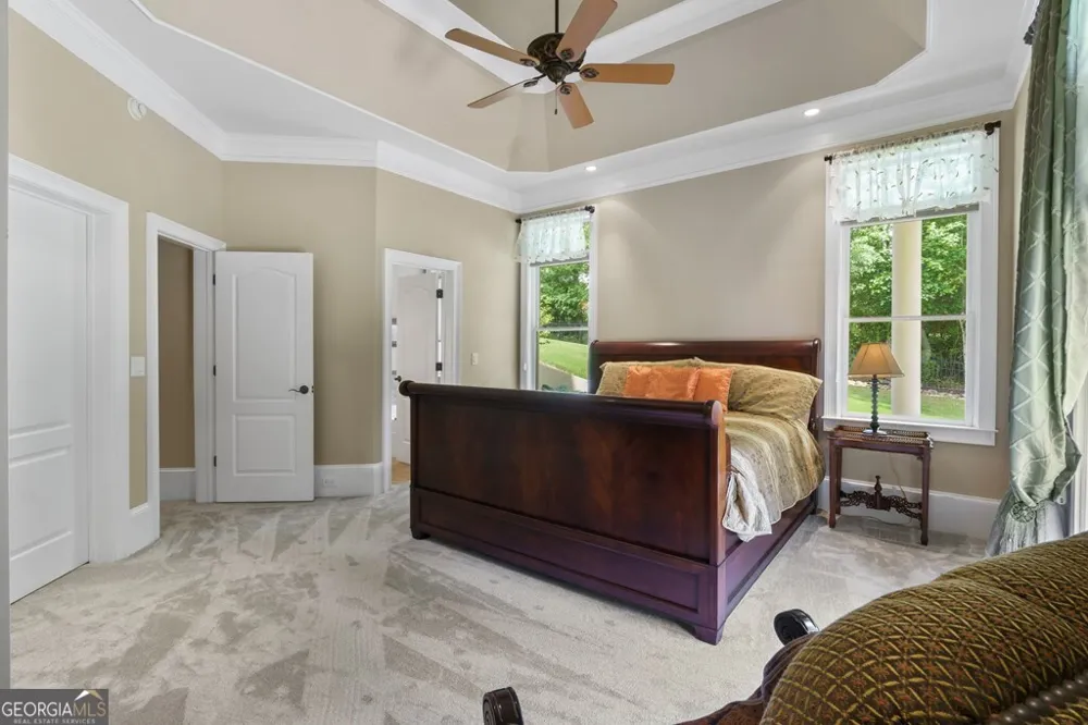 1005 Oak Mountain RD Carrollton, GA 30117