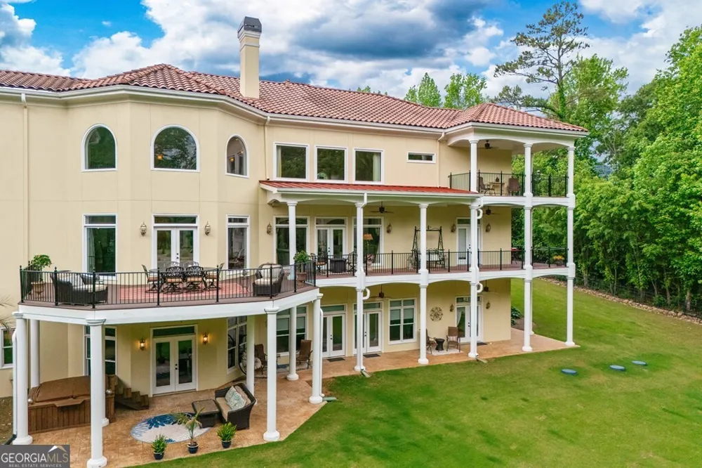 1005 Oak Mountain RD Carrollton, GA 30117