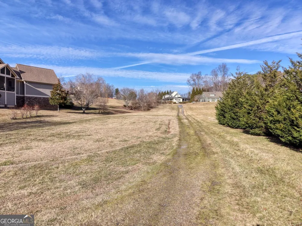 41 Hidden Fields RD Hiawassee, GA 30546