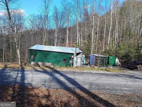 4720 Jones Gap RD