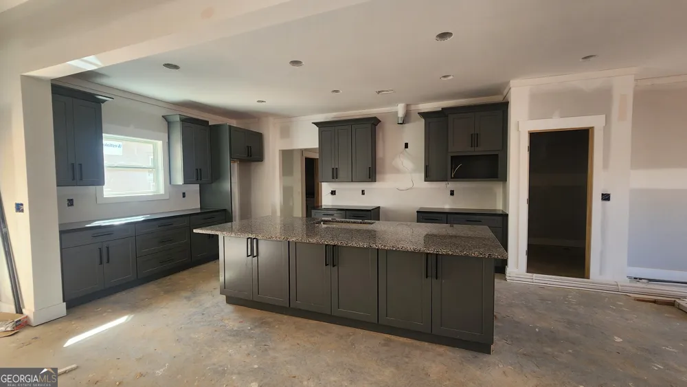 10040 Lakeview PKWY Villa Rica, GA 30180