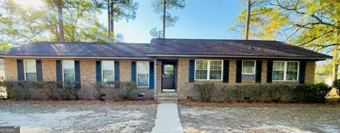 2311 Saint George LN