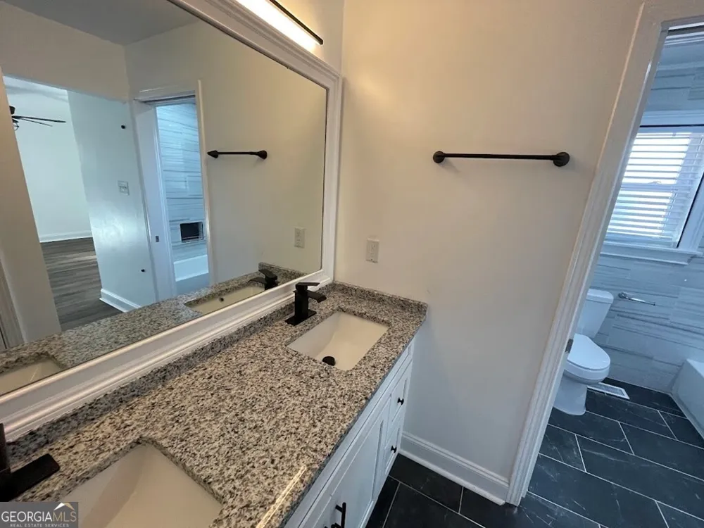 2311 Saint George LN Albany, GA 31707
