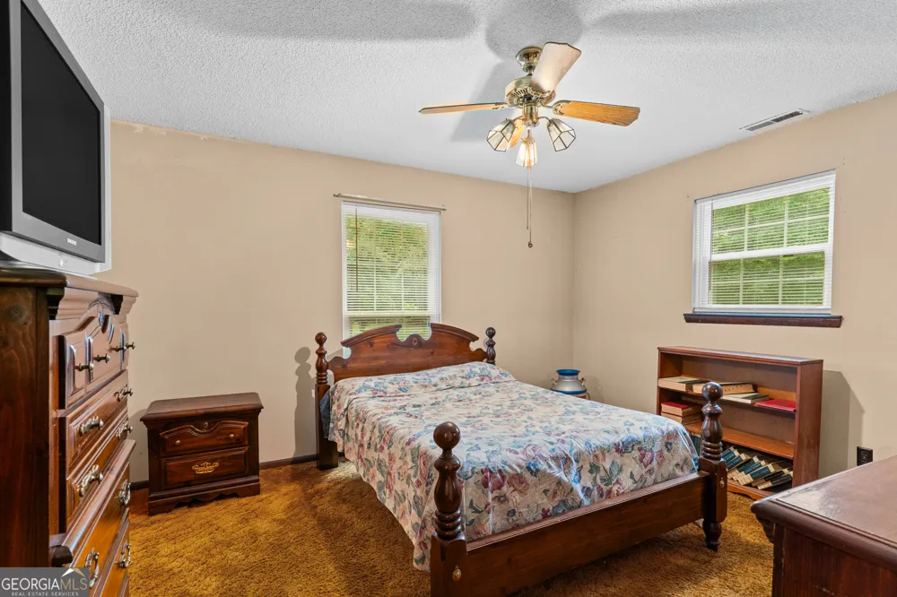 437 Cohutta Beaverdale RD Cohutta, GA 30710