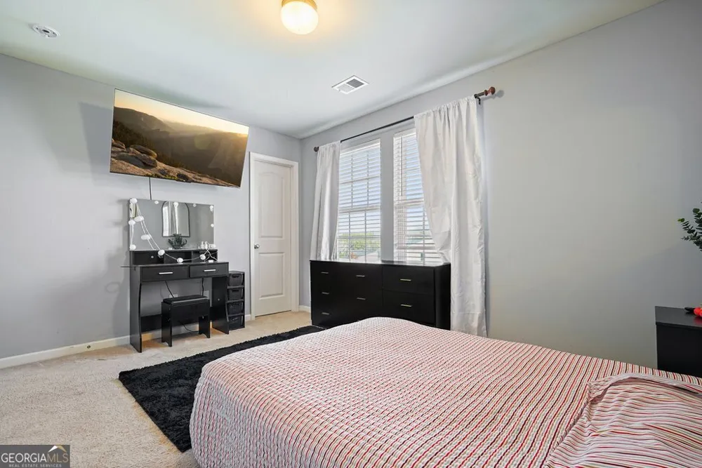 18 Oxford LN Kingston, GA 30145