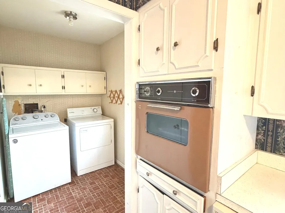 1303 Meadows LN Vidalia, GA 30474