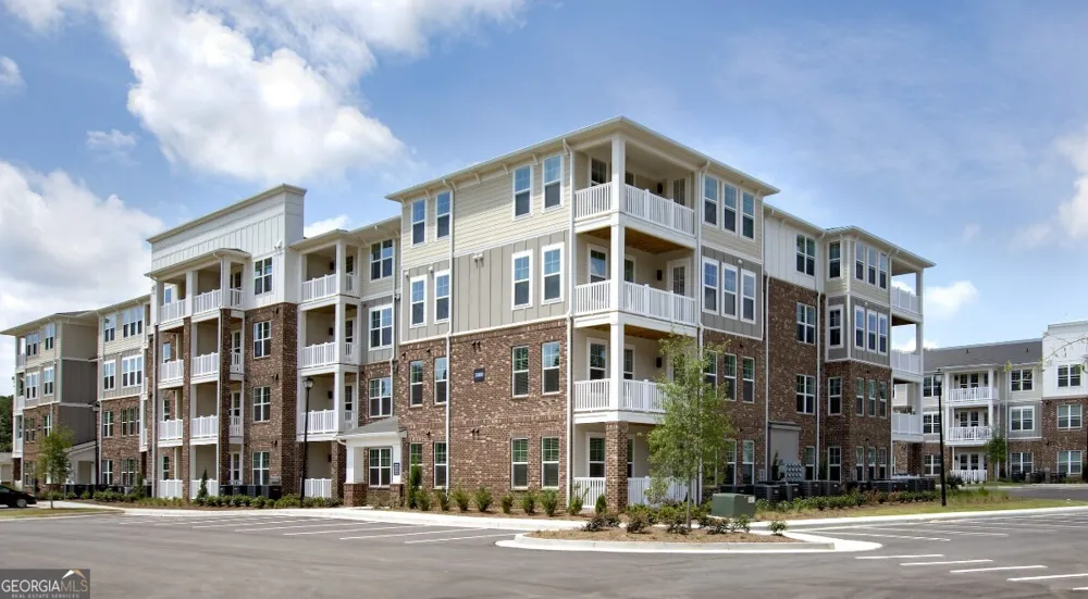 4270 Phil Niekro Norcross, GA 30093