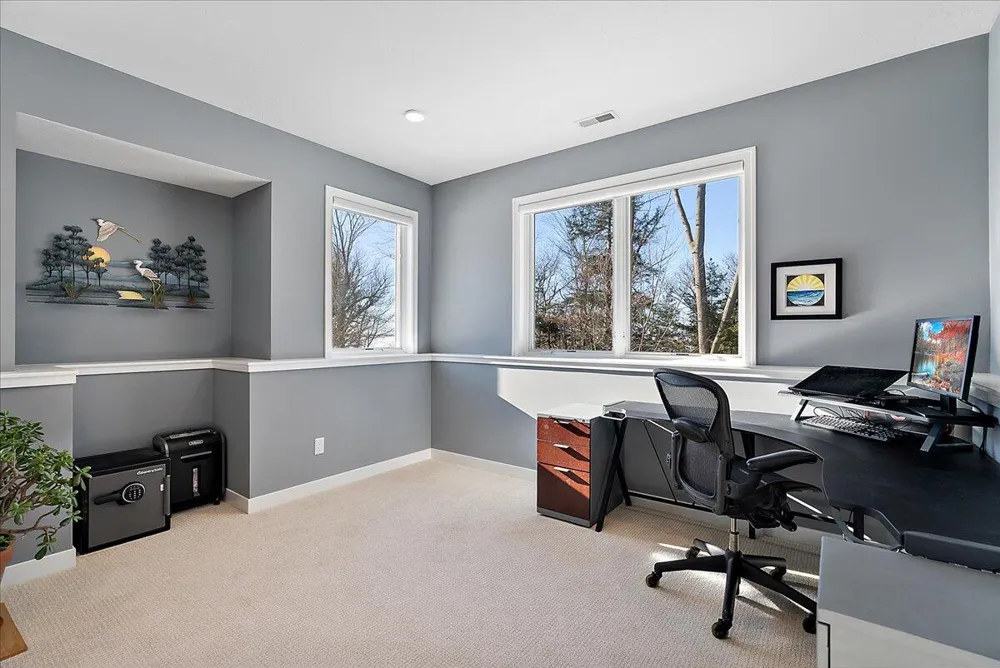 690 Dunegrass Circle Drive Saugatuck, MI 49453