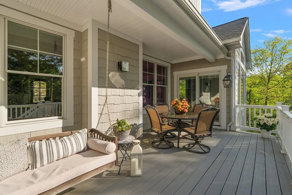 690 Dunegrass Circle Drive Saugatuck, MI 49453