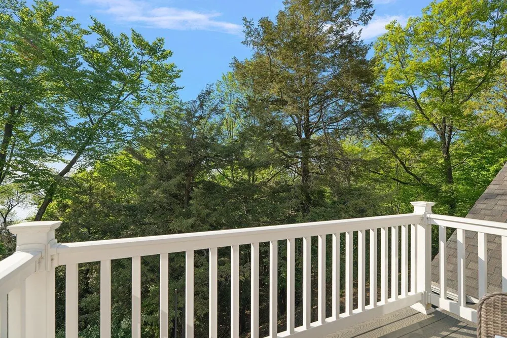690 Dunegrass Circle Drive Saugatuck, MI 49453