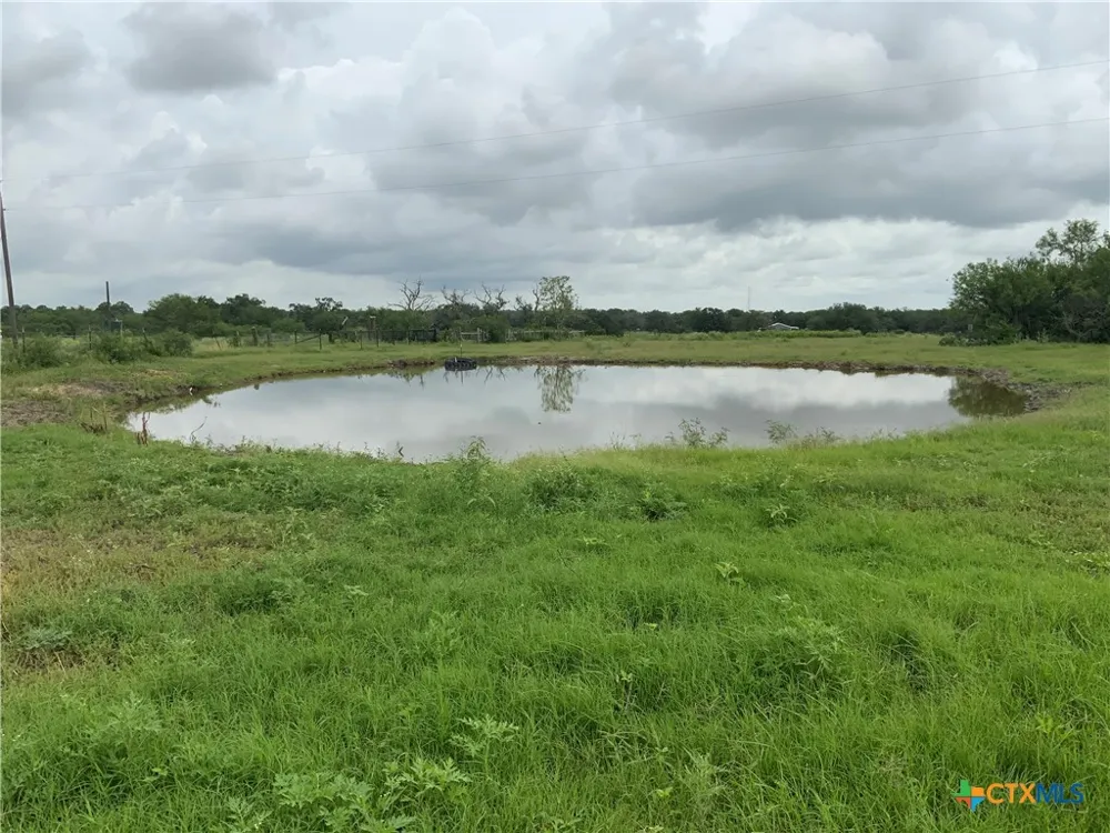 2647 Fm 3282 Gonzales, TX 78629