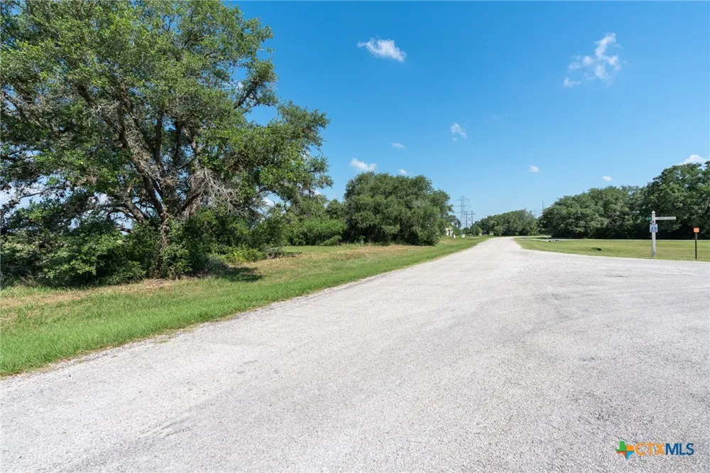 46 Perdido Pointe Estates Victoria, TX 77905