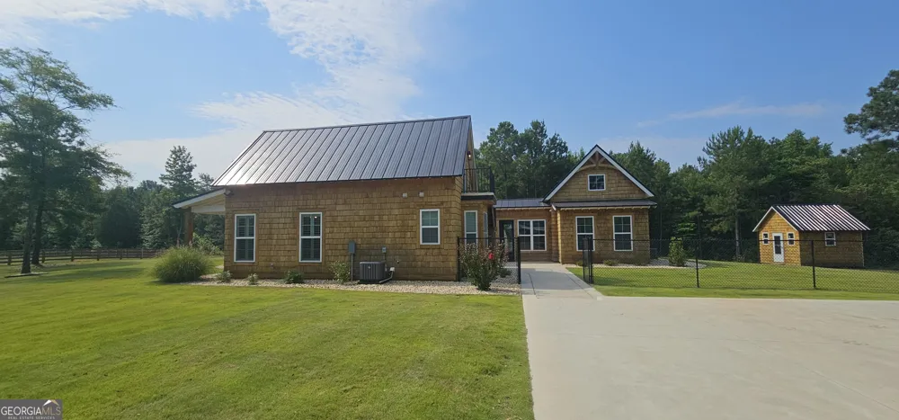 654 Liberty Hill RD Milner, GA 30257