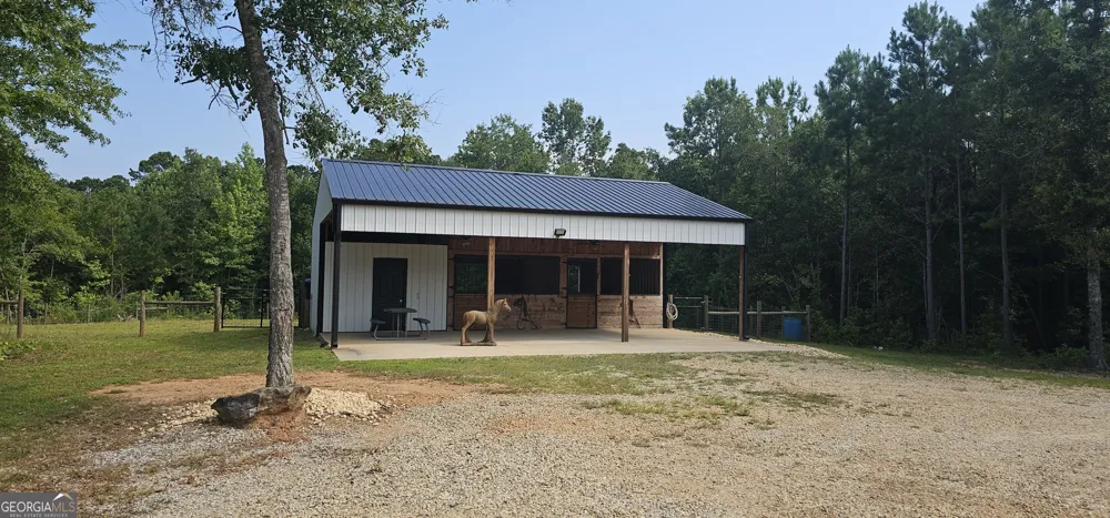 654 Liberty Hill RD Milner, GA 30257