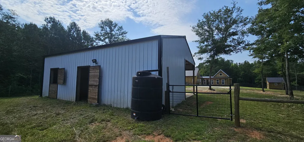 654 Liberty Hill RD Milner, GA 30257