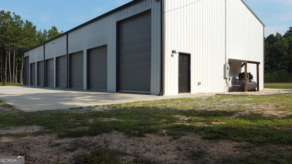 654 Liberty Hill RD Milner, GA 30257