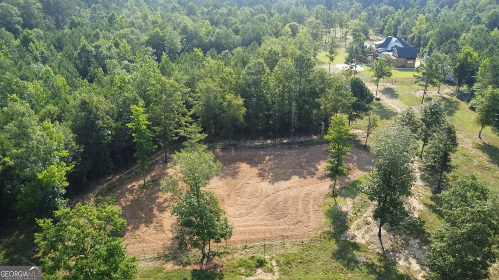 654 Liberty Hill RD Milner, GA 30257