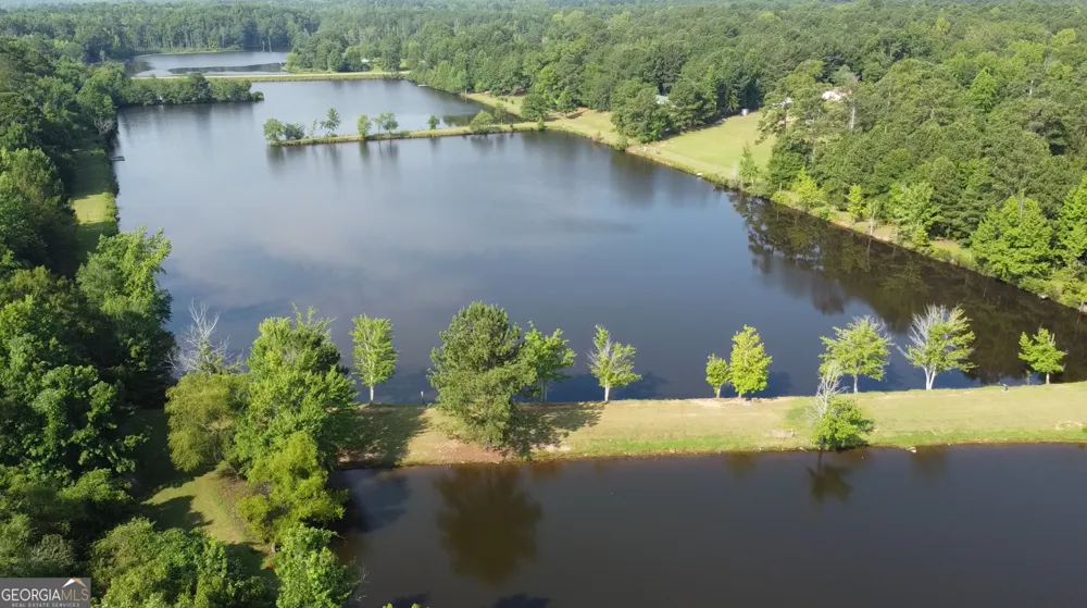 654 Liberty Hill RD Milner, GA 30257