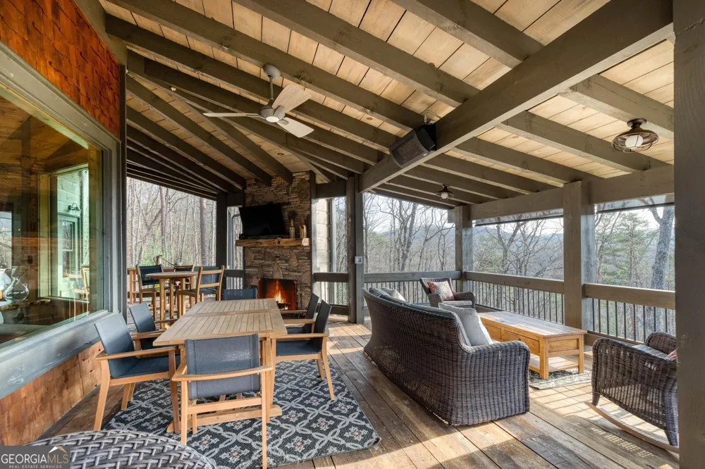 272 Heights Overlook Cherry Log, GA 30522