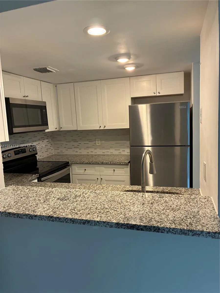 2024 Champions Way North Lauderdale, FL 33068