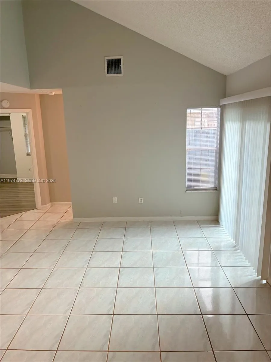 2024 Champions Way North Lauderdale, FL 33068