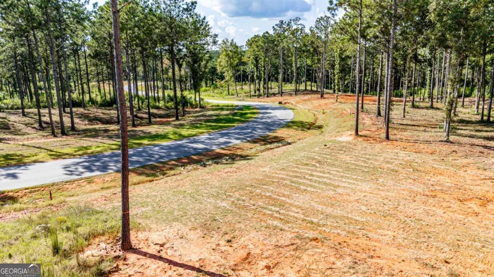 147 Falls LN NE Milledgeville, GA 31061