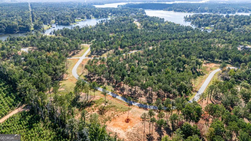 147 Falls LN NE Milledgeville, GA 31061