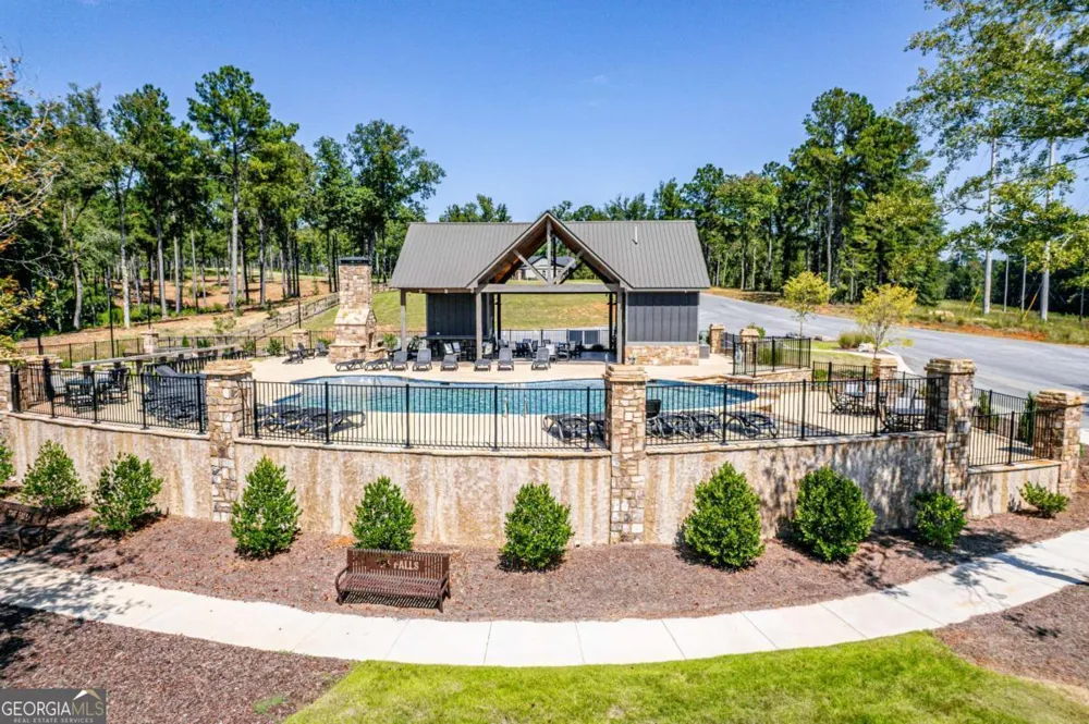 147 Falls LN NE Milledgeville, GA 31061