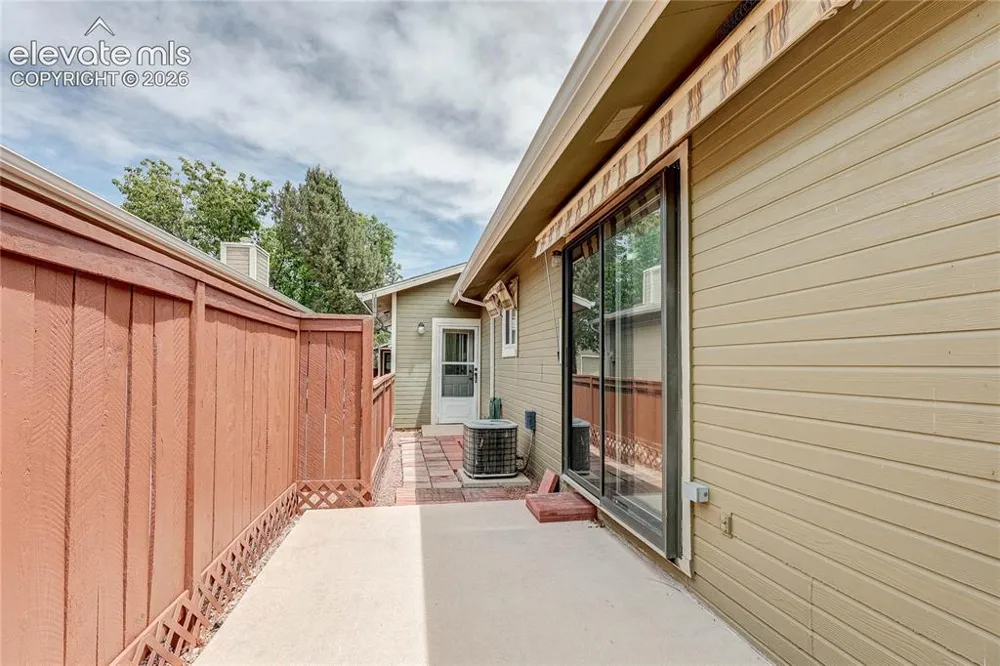 2533 Patriot Heights Colorado Springs, CO 80904