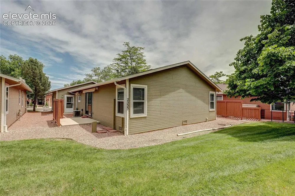 2533 Patriot Heights Colorado Springs, CO 80904