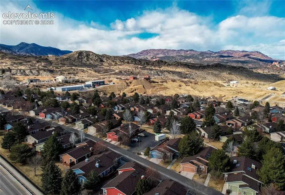 2533 Patriot Heights Colorado Springs, CO 80904