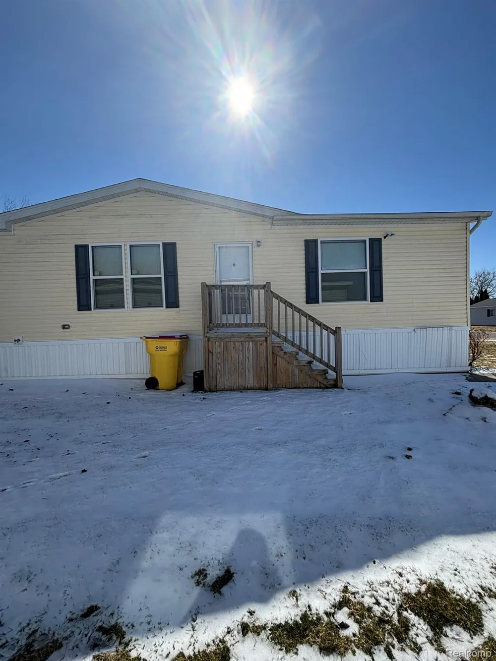 3459 Pine Ridge Burton City, MI 48519