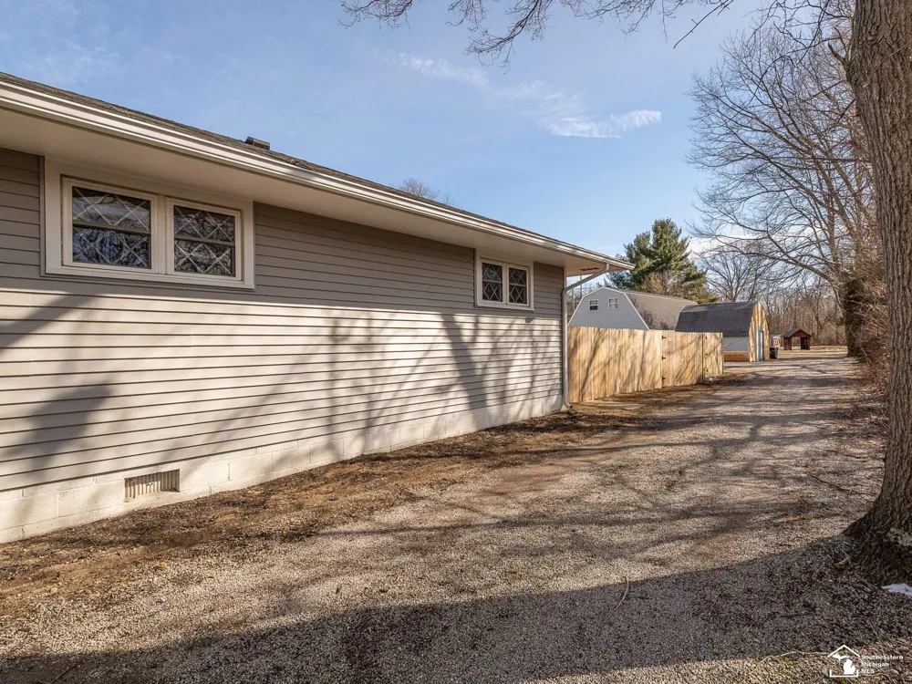 3663 Saint Anthony Road Unknown, MI 48182