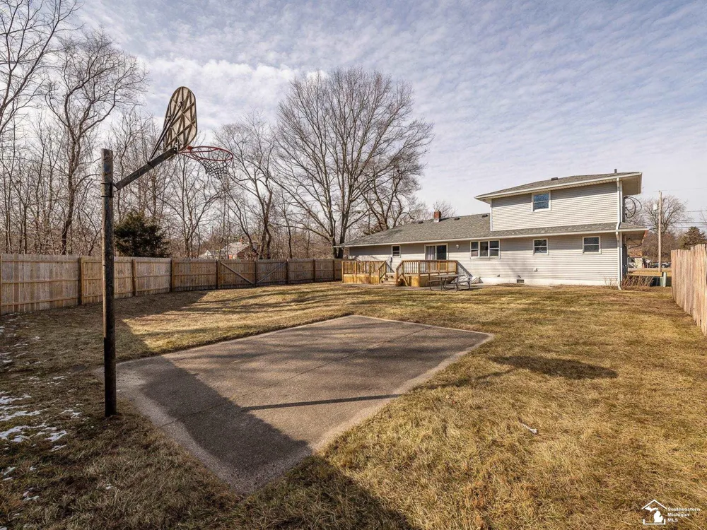 3663 Saint Anthony Road Unknown, MI 48182
