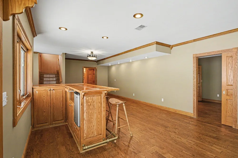 65650 Dailey Road Jefferson Township, MI 49112