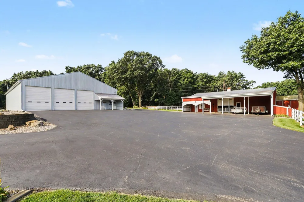 65650 Dailey Road Jefferson Township, MI 49112